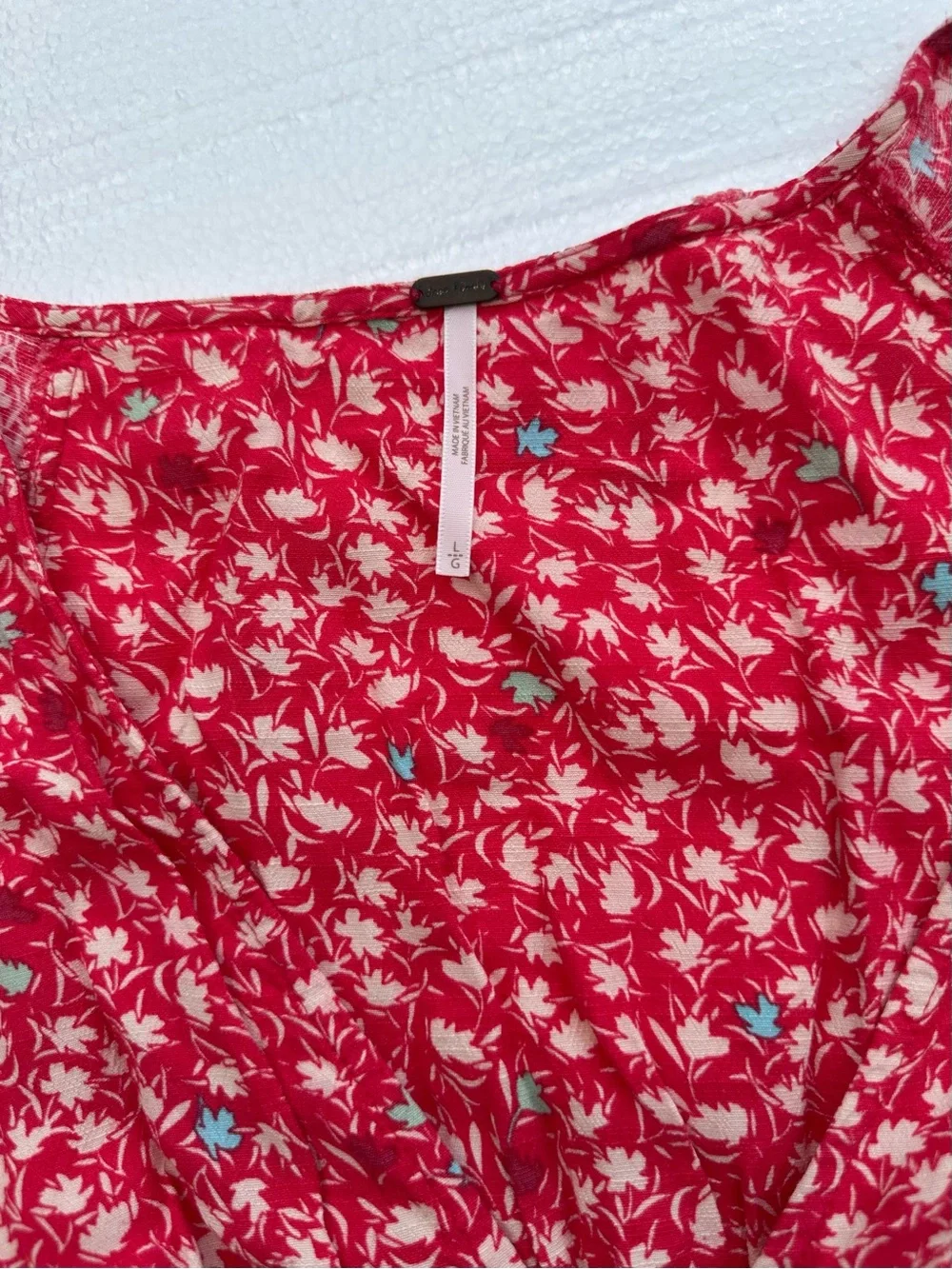 Free people Full Bloom Midi Dress in red floral print sz L